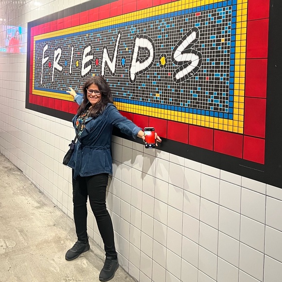 💋 Share, Slay & Sell — Friday Nights with Nanette 8pm Friday Nights -Share Show - Picture 2 of 15